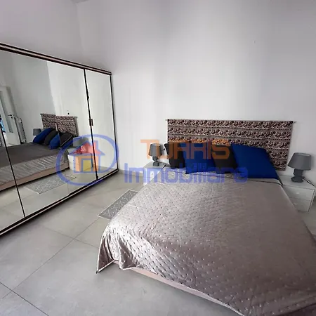 Appartement Amsicora 93 *